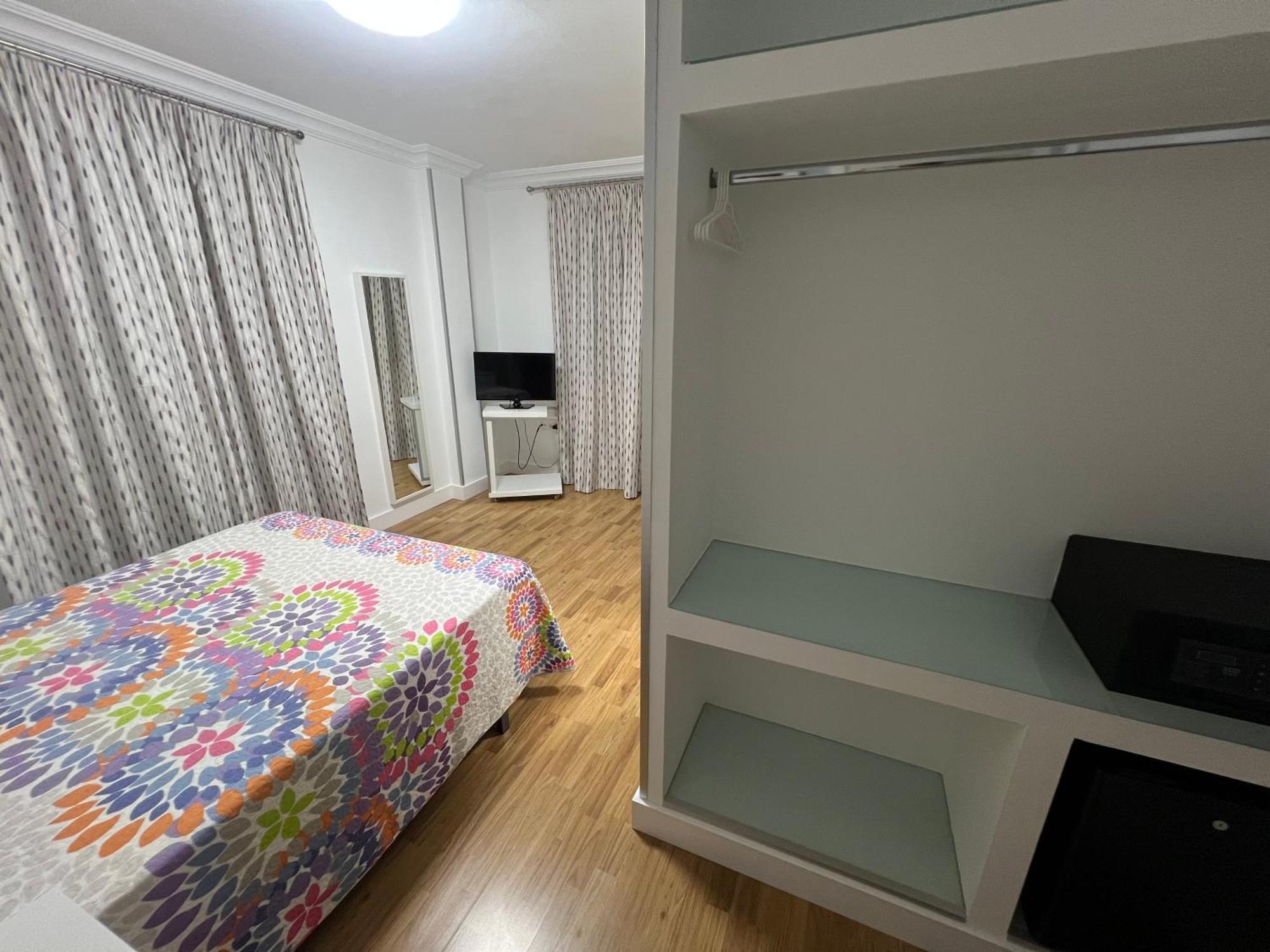 Hotel Dila Велес-Малага Екстер'єр фото